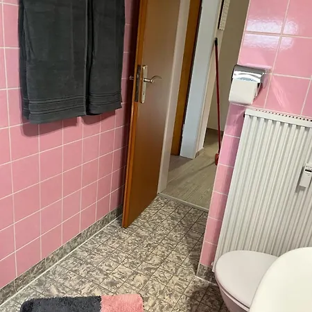 Apartment Ruhiges Am Stadtrand *